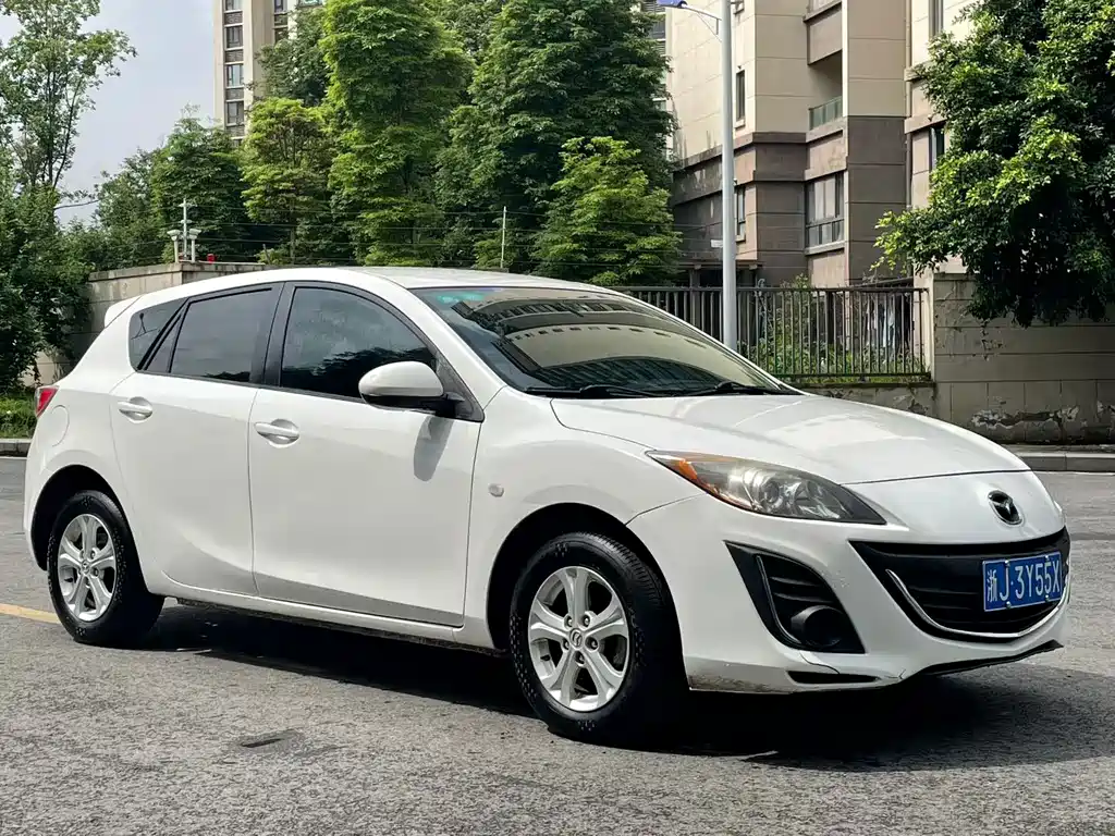 Mazda 3 Xingcheng 2016
