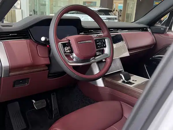 Land Rover Range Rover 2026