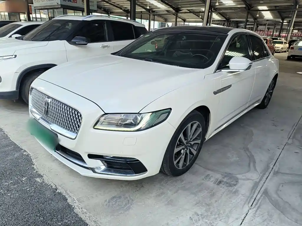 Lincoln Continental 2018 — фото 2