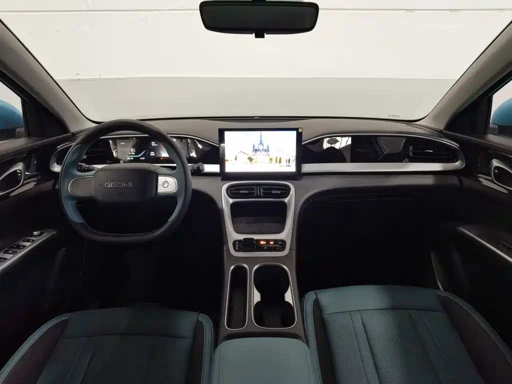 Geely Galaxy Starwish 2024 — фото 5