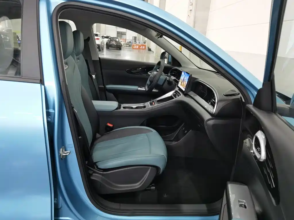 Geely Galaxy Starwish 2024 — фото 23