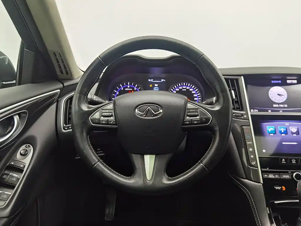 Infiniti Q50L 2015 — фото 11