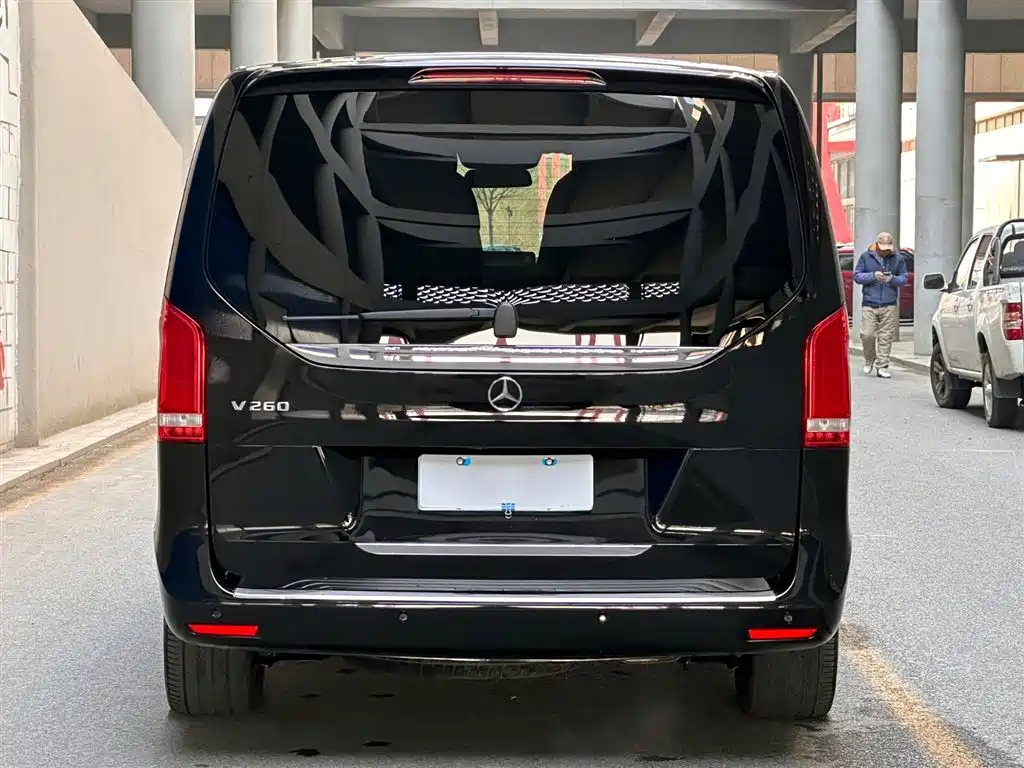 Mercedes-Benz V-Class 2021 — фото 4