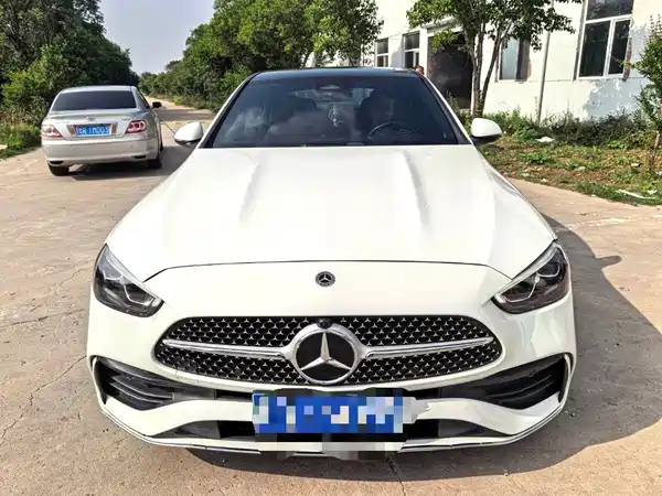 Mercedes-Benz C-Class 2022