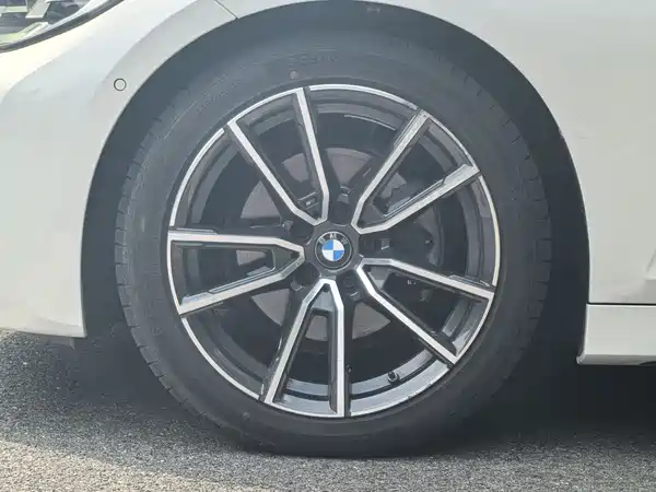 BMW 3 Series 2021