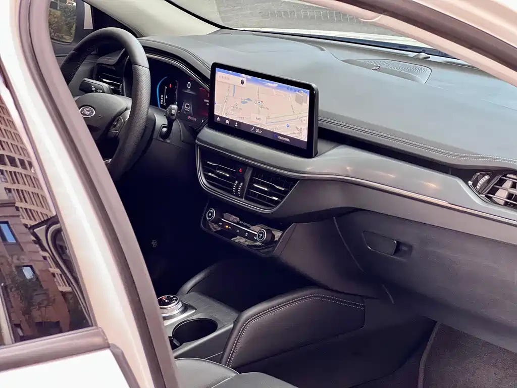 Ford Fox Active 2021 — фото 13