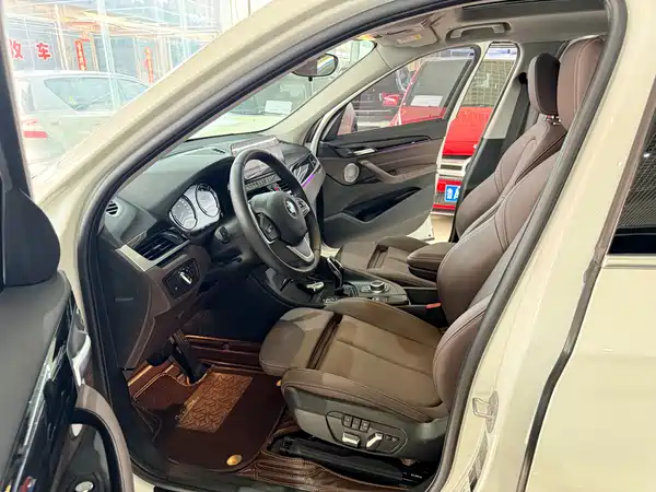 BMW X1 2022