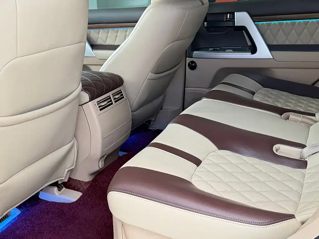 Toyota Land Cruiser 2015 — фото 6