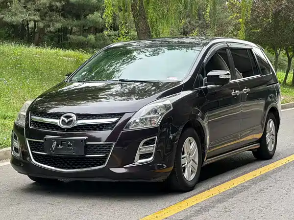 Mazda 8 2016