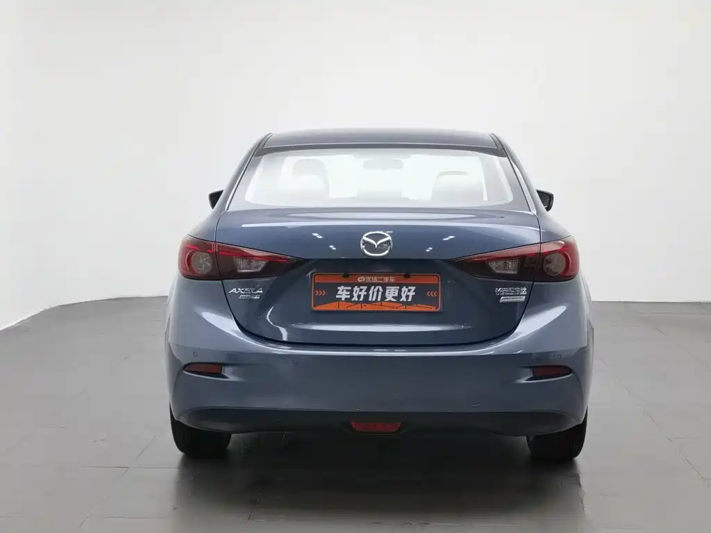 Mazda 3 Axela 2014