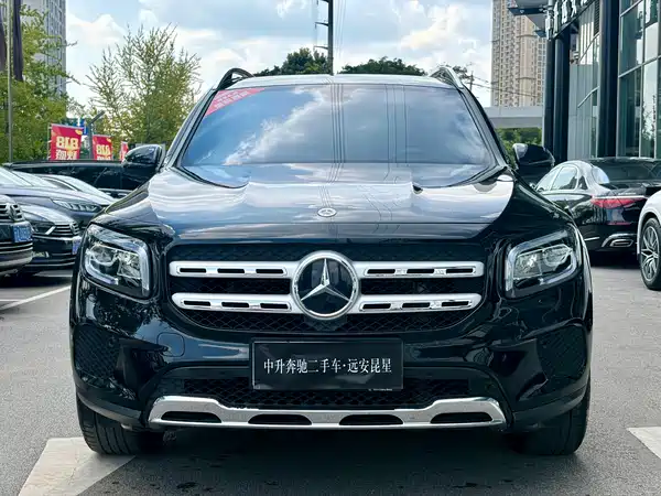 Mercedes-Benz GLB 2022