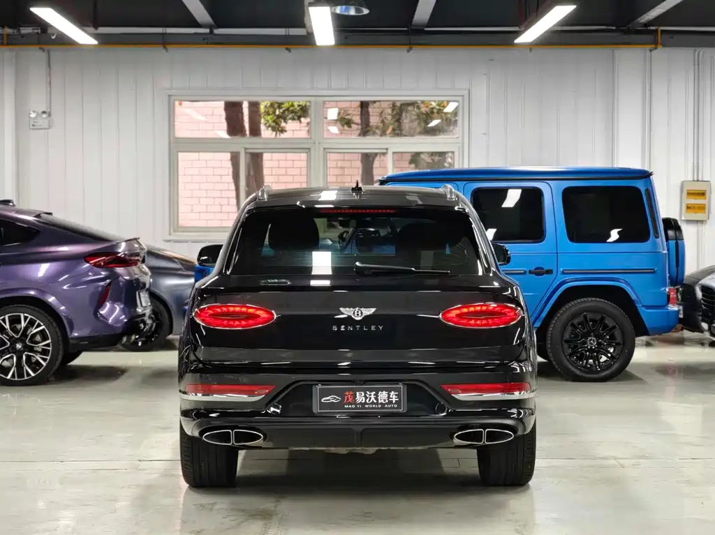 Bentley Bentayga 2022