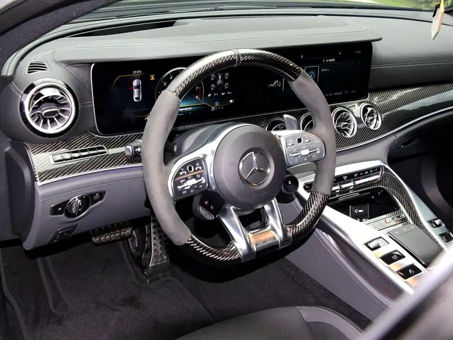 Mercedes-Benz AMG GT 2020 — фото 9