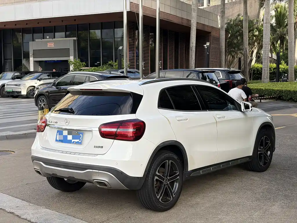 Mercedes-Benz GLA 2018 — фото 6