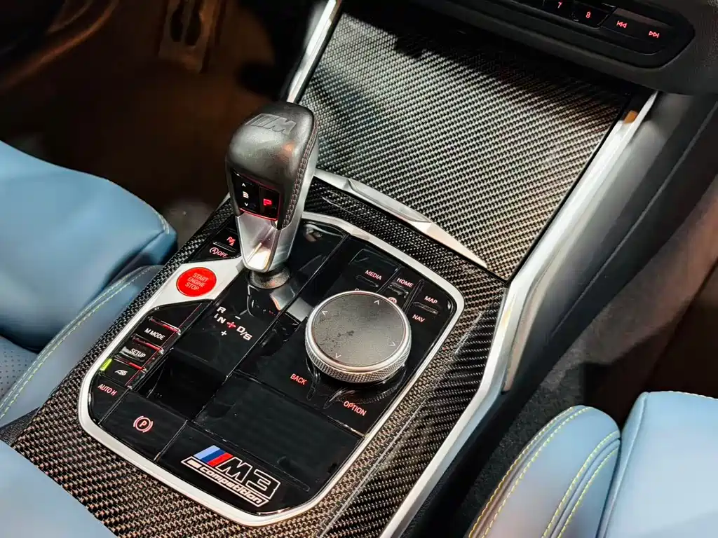 BMW M3 2022 — фото 15