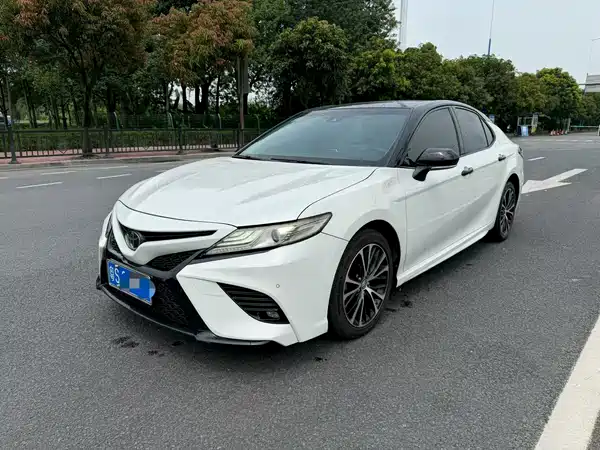 Toyota Camry 2018