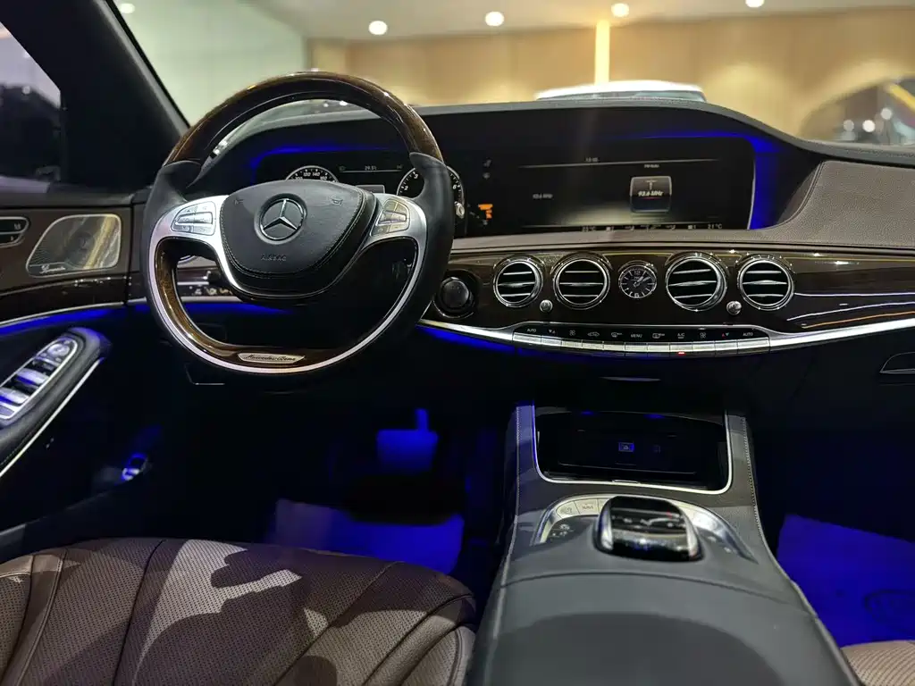 Mercedes-Benz S-Class 2015
