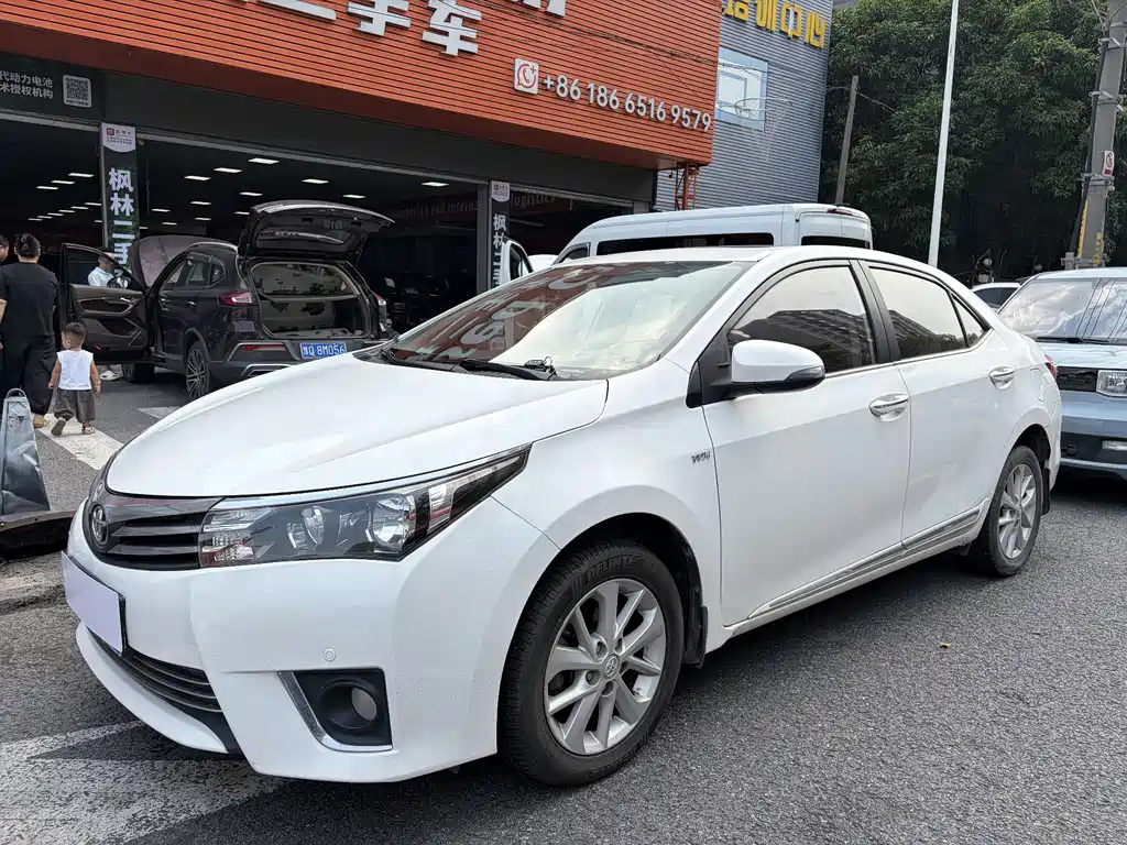 Toyota Corolla 2015