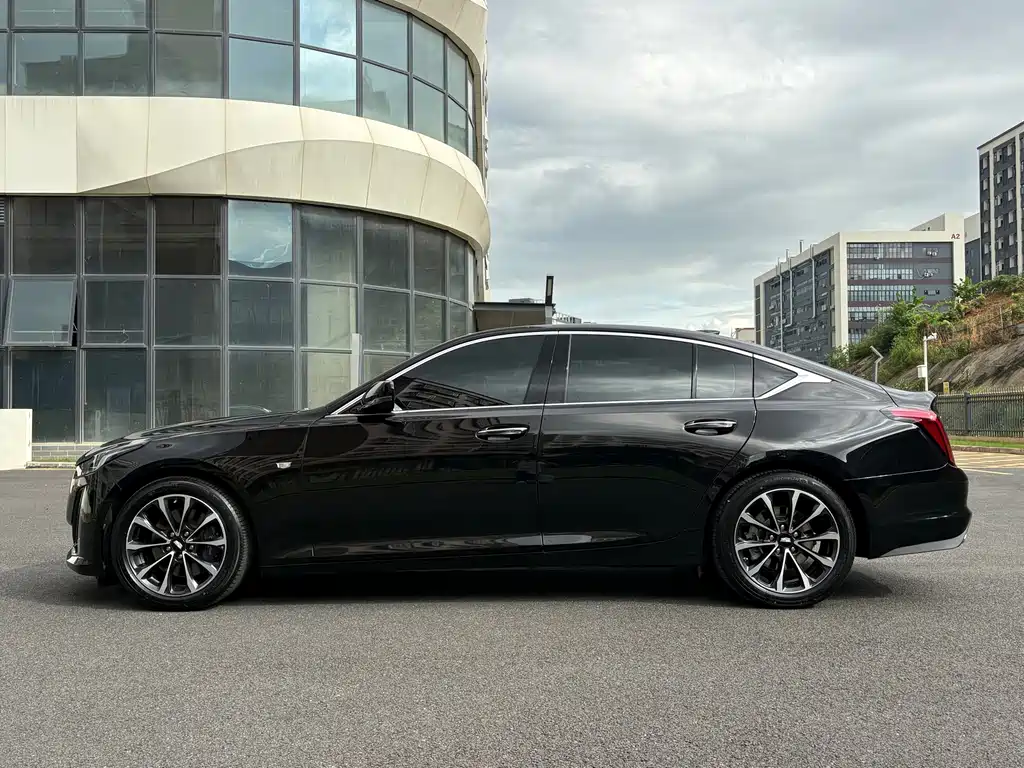 Cadillac CT5 2023 — фото 16