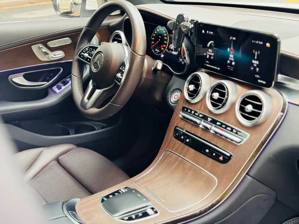 Mercedes-Benz GLC 2022 — фото 13