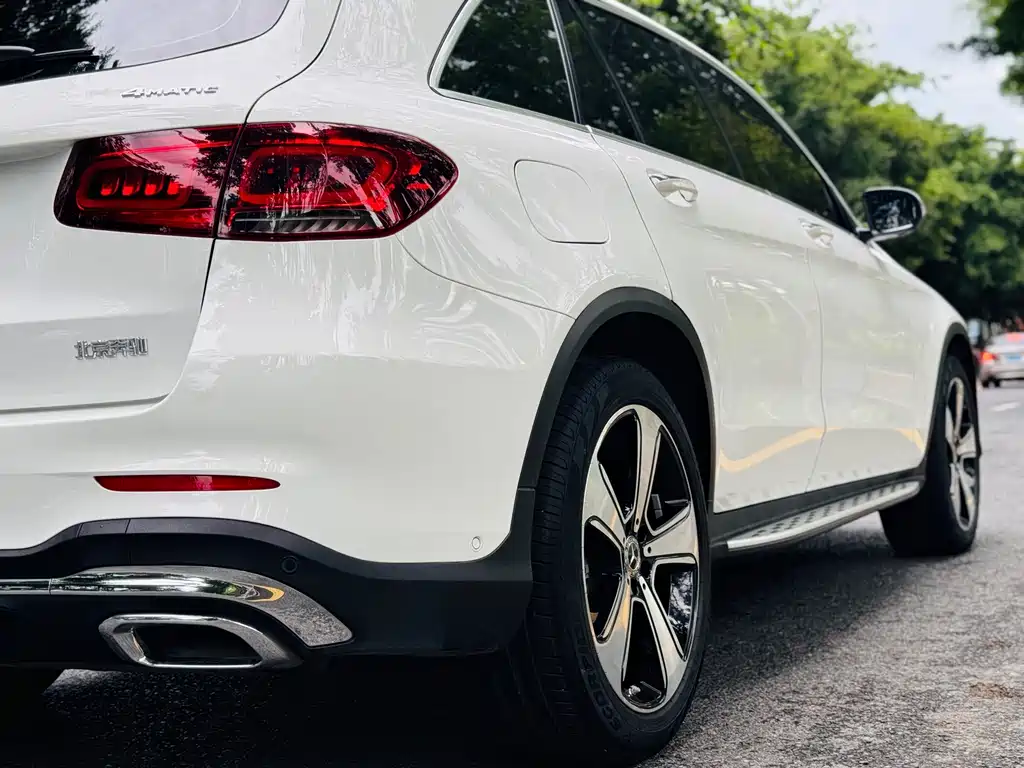 Mercedes-Benz GLC 2022 — фото 20