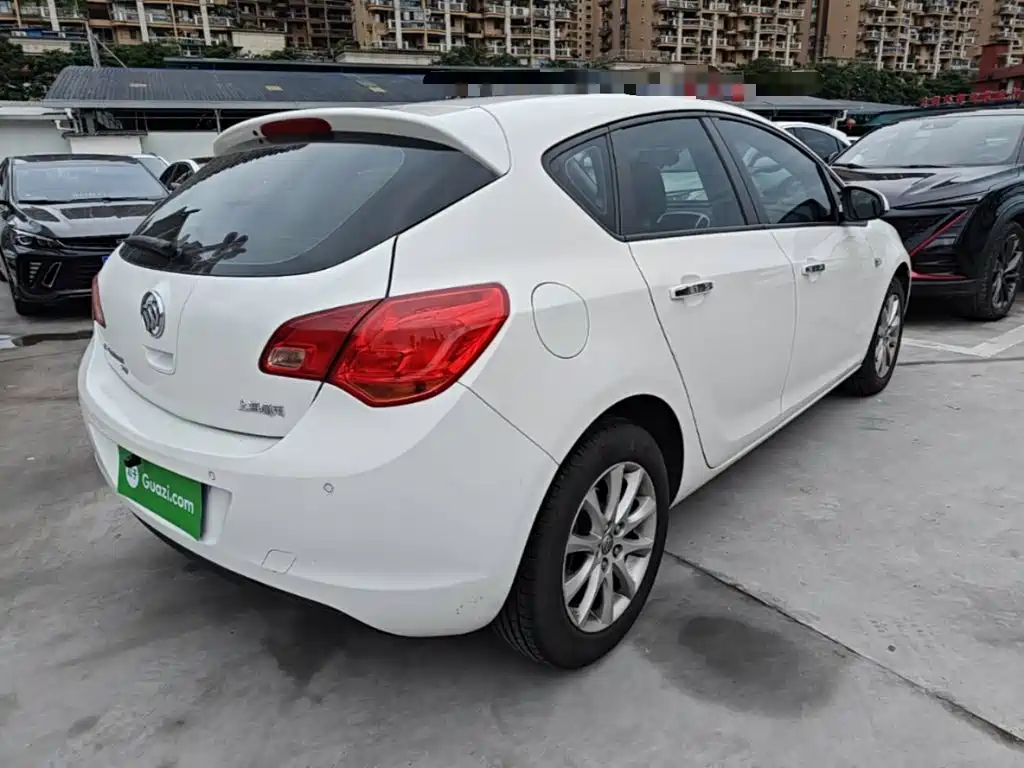Buick Excelle 2015