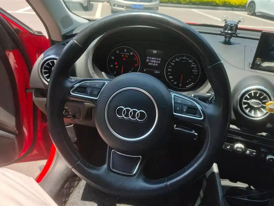 Audi A3 2015 — фото 15