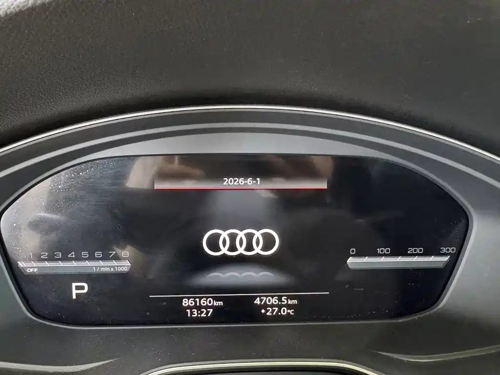 Audi A4L 2024 — фото 10