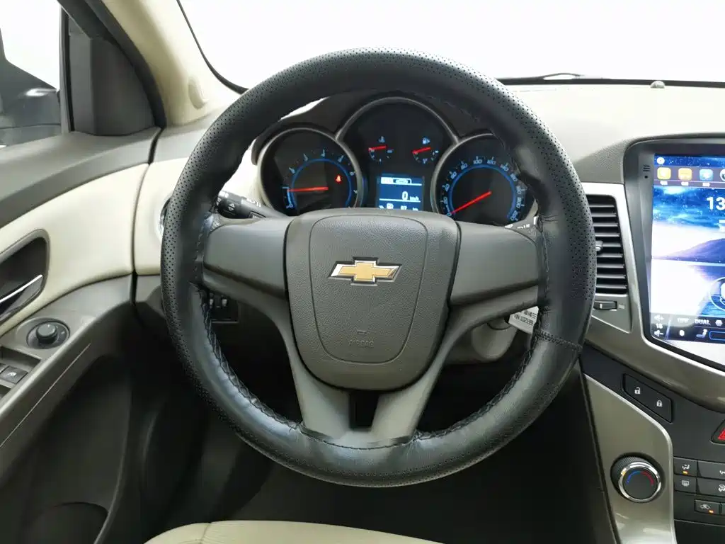 Chevrolet Cruze 2016 — фото 11