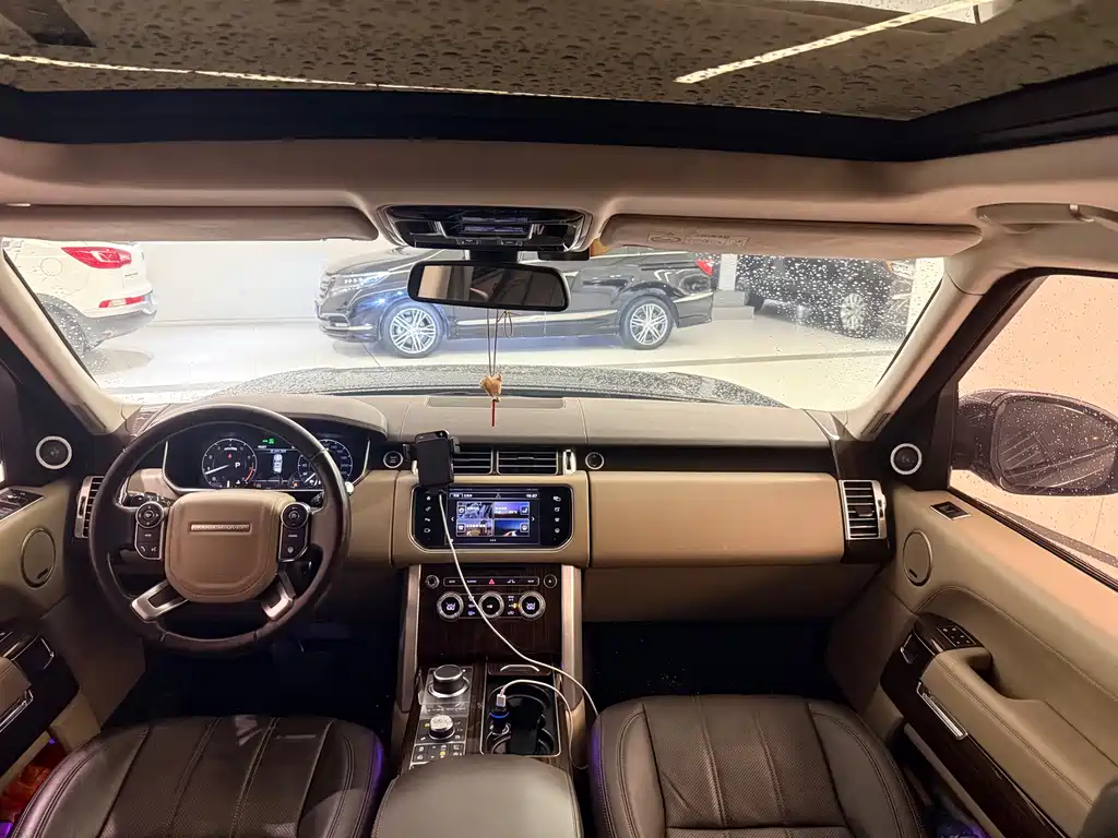 Land Rover Range Rover 2016 — фото 16