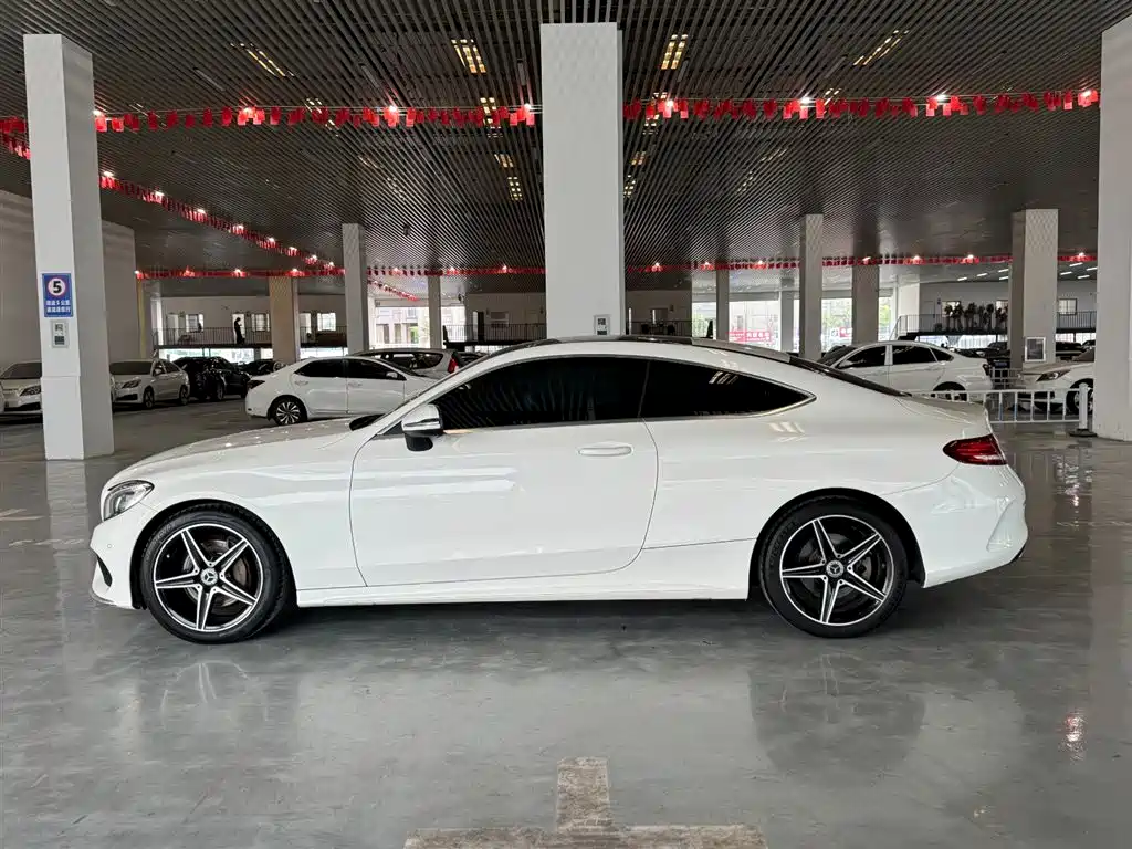 Mercedes-Benz C-Class 2018 — фото 4