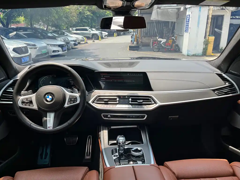 BMW X7 2022 — фото 9