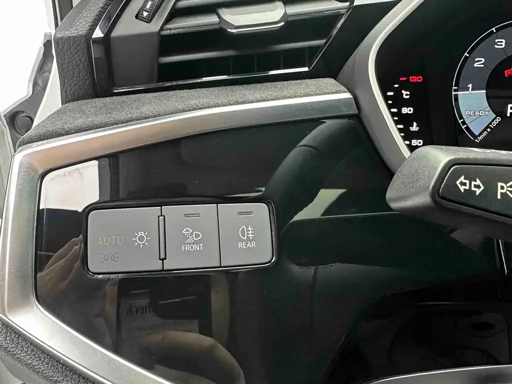 Audi Q3 2022 — фото 18
