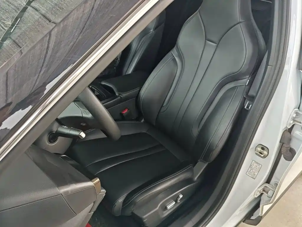 Dongfeng Fengshen L7 2025 — фото 15