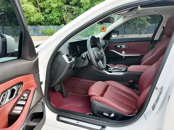 BMW 3 Series 2023