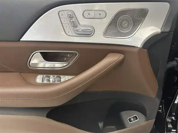 Mercedes-Benz GLS 2024