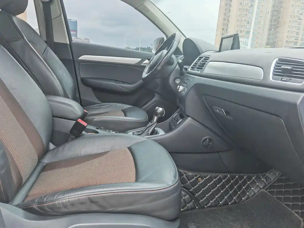 Audi Q3 2016
