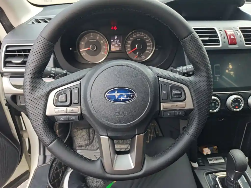 Subaru Forester 2016 — фото 11