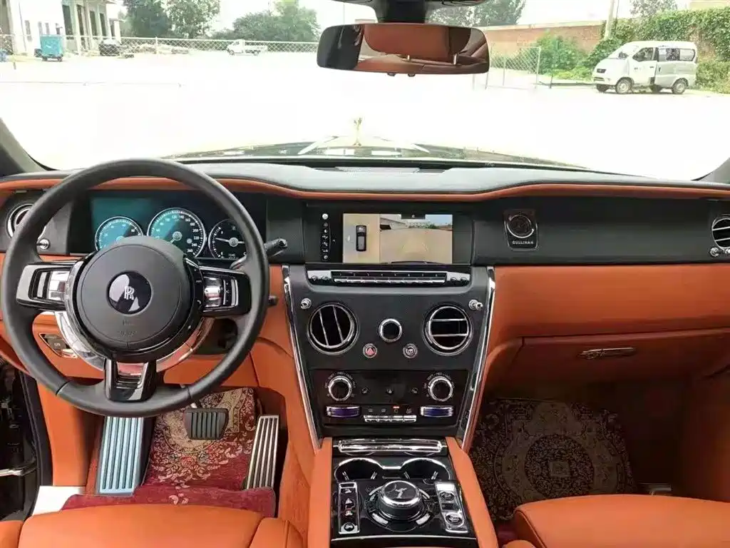 Rolls-Royce Cullinan 2020