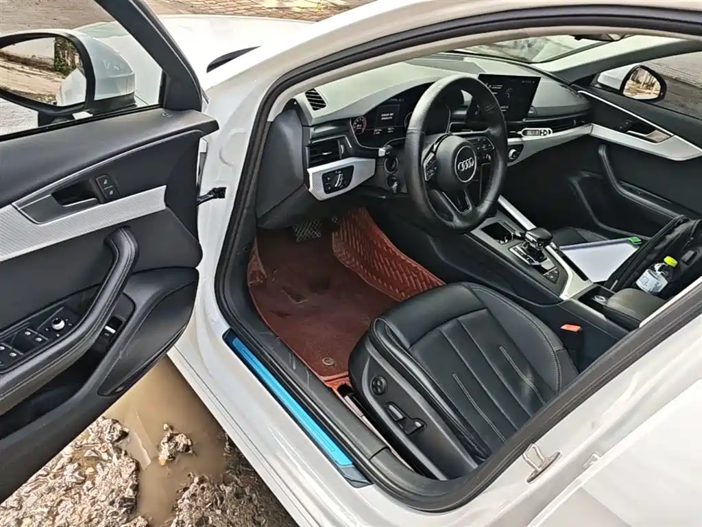 Audi A4L 2020 — фото 16