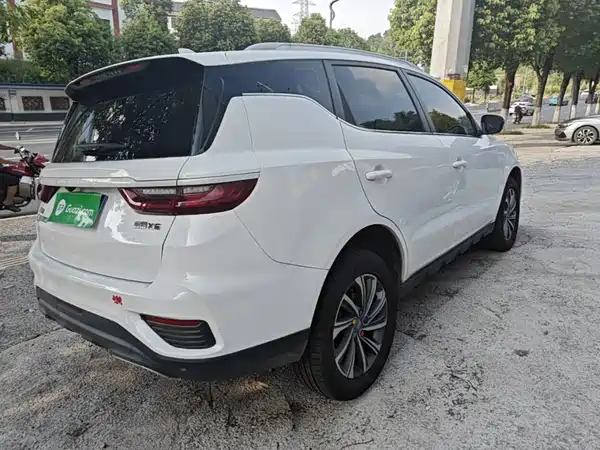 Geely Vision X6 2021