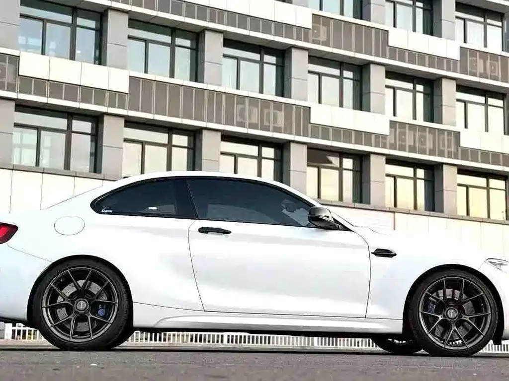 BMW M2 2017 — фото 6