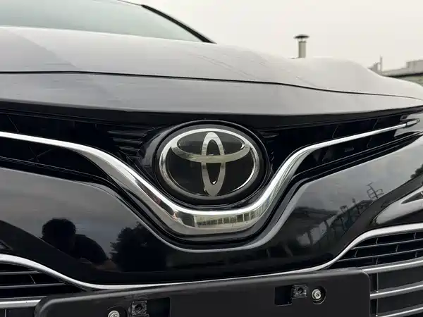 Toyota Camry 2019