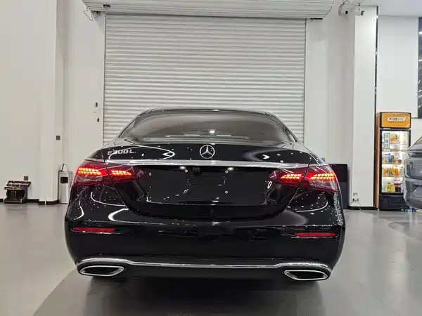 Mercedes-Benz E-Class 2023