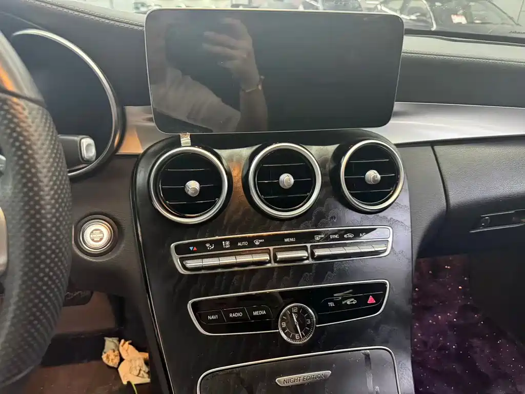 Mercedes-Benz C-Class 2021