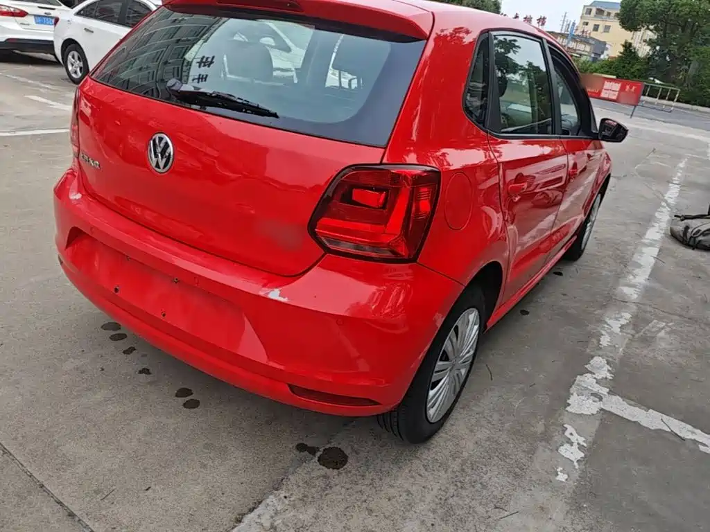 Volkswagen Polo 2017 — фото 24
