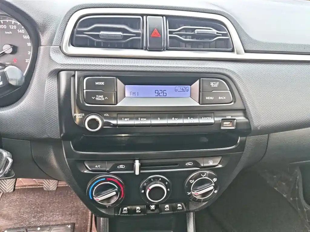 Hyundai Verna 2020 — фото 13