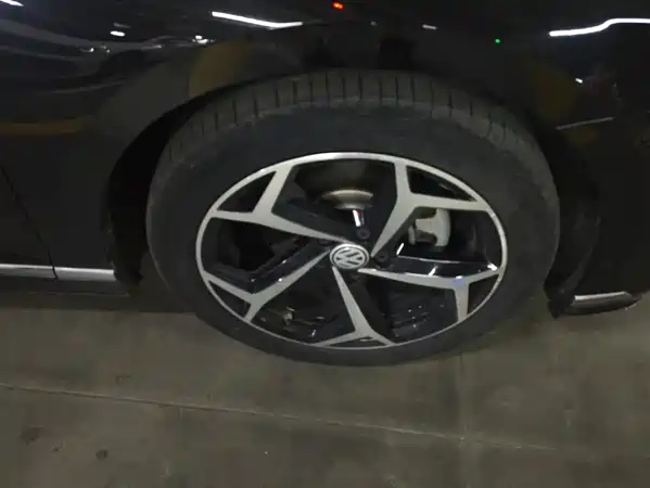 Volkswagen Magotan 2024