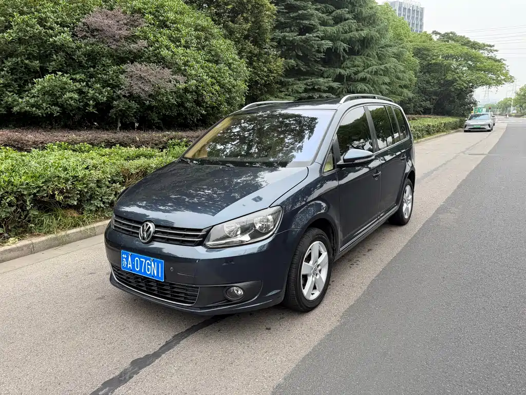 Volkswagen Touran 2012