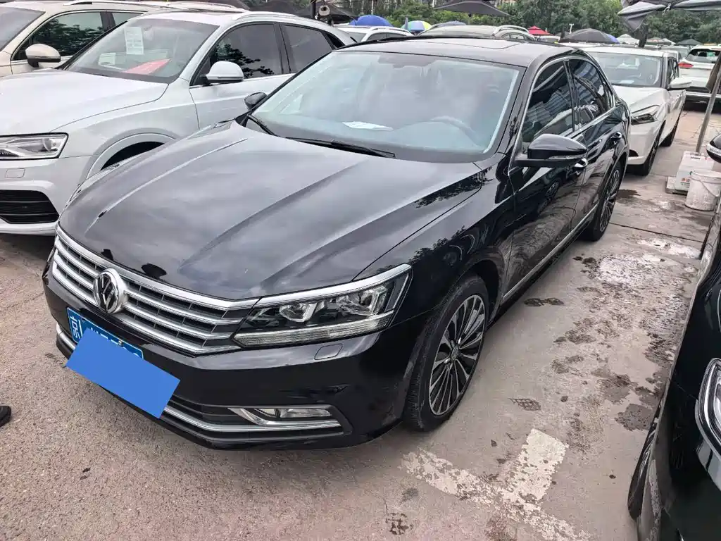 Volkswagen Passat 2017 — фото 1